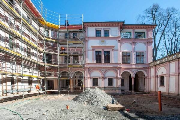 Rekonstrukce Paláce Liebieg – Komunitní středisko KONTAKT Liberec