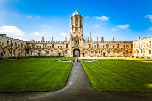 Smithsonian’s Oxford Seminar - Academic Travel Abroad