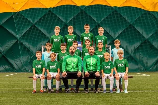 U12
