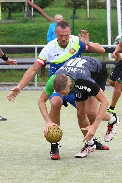 Tvůrci seriálu Národní házená, který začíná, se inspirovali Okresním přeborem