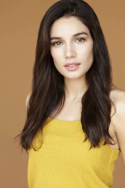 Mariela Garriga — Ron Derhacopian - Headshot and Portrait Photography