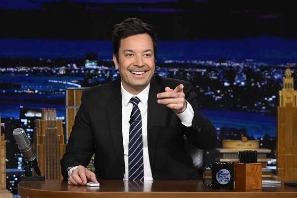 jimmy fallon pointing