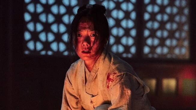 Bae Doona as Seo-bi in Netflix's Kingdom