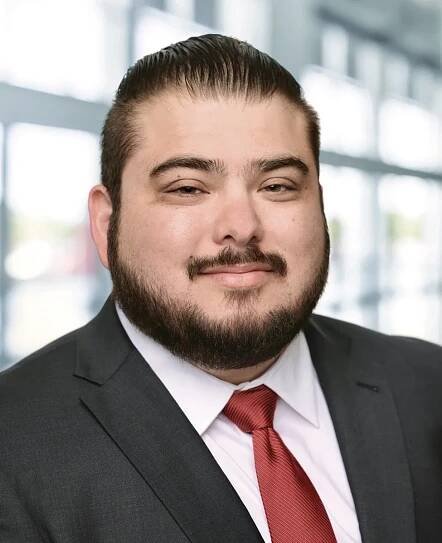 Hector Santa Cruz.jpg