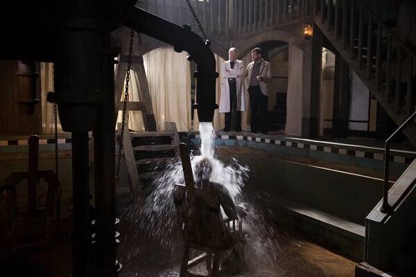 E.A. Poe: Podivný experiment (2014) - Recenze, Galerie, Videa a Články