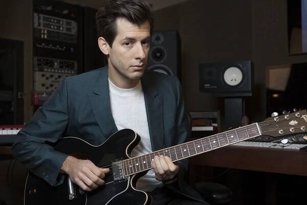 Mark Ronson on ‘Uptown Funk’: Pop Songs Don’t Need to Have Dumb Lyrics
