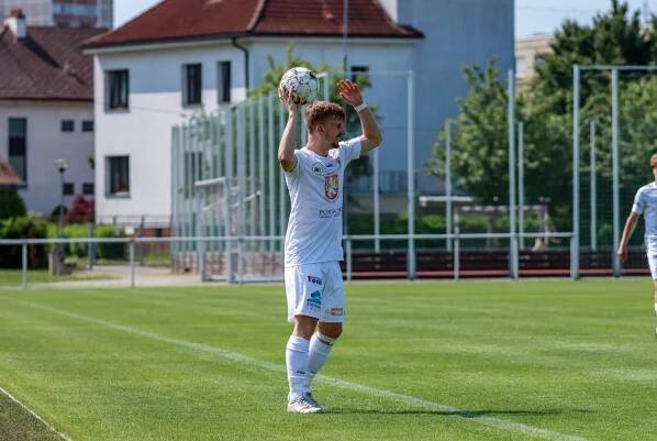 Rozlučka s ročníkem rezervě nevyšla. Velvarům podlehla 0:3