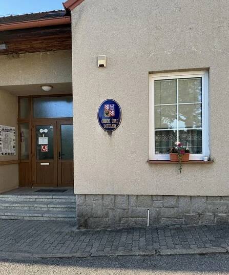 Doudleby - obecní úřad foto 3
