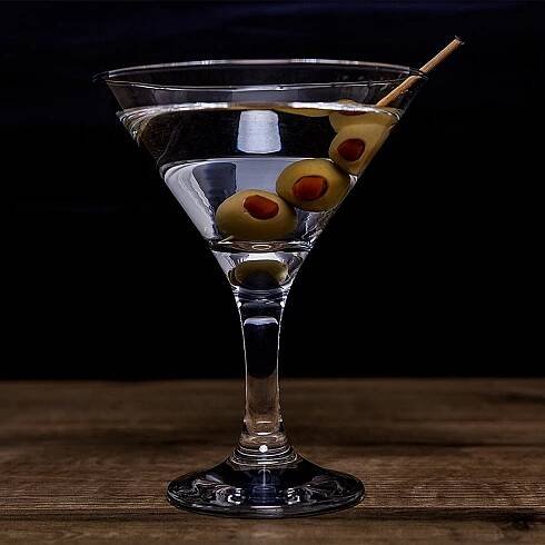 How and What to Order at A Bar - Sideshow Pete