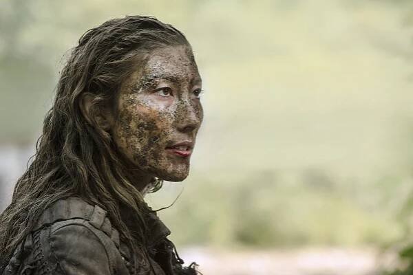 Prvních 100 - Many Happy Returns - Z filmu - Dichen Lachman