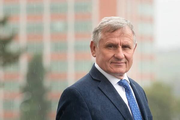 Čunkovi stačilo k obhajobě Senátu první kolo, na Zlínsku se utkají Hájek s Kunčarem