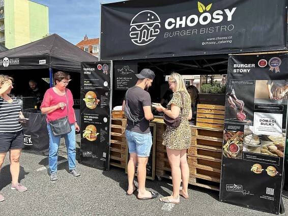 Street food festival v Přešticích.