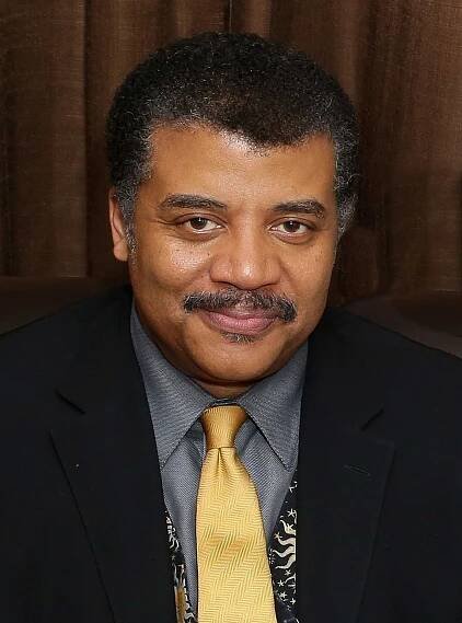 Neil deGrasse Tyson’s Birthday Message to Sir Isaac Newton Makes Big Bang on Twitter
