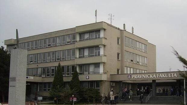 Univerzita Palackého - právnická fakulta