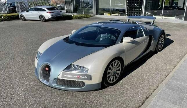 Bugatti Veyron nabízený v tuzemském autobazaru