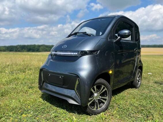 Leramotors E-Car E4 Šedá