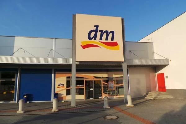 dm drogerie markt s.r.o. foto 1