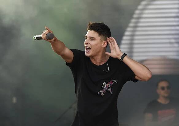 Na vzhled raději vůbec nesázím, říká muzikant Sebastian Navrátil
