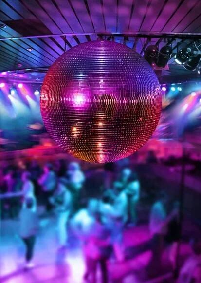 Taneční disco zrcadlová koule — Stock obrázek