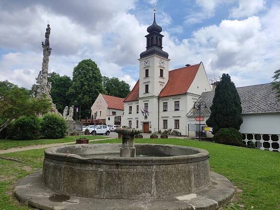 Tip: Na návštěvě v Lomnici. Opečovávané městečko s duchem dávných dob
