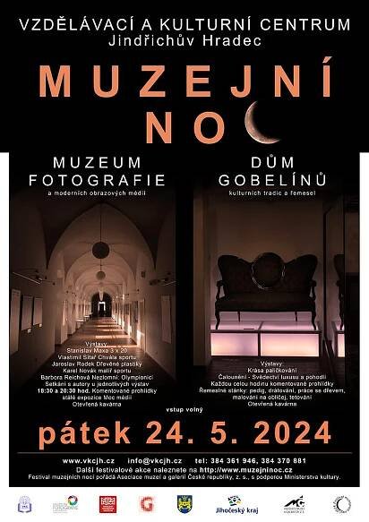 Muzejní noc mohou lidé v Jindřichově Hradci prožít v Muzeu fotografie i v Domě gobelínů