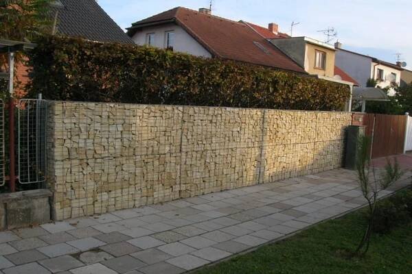 Gabiony, Ploty, Pletiva, Revizní Dvířka, Poštovní schránky a Další Stavební Materiál
