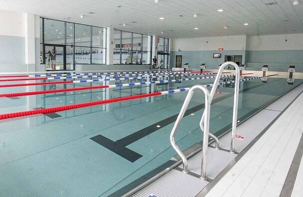 Slavnostní otevření nového 25metrového bazénu v Aquacentru Pardubice