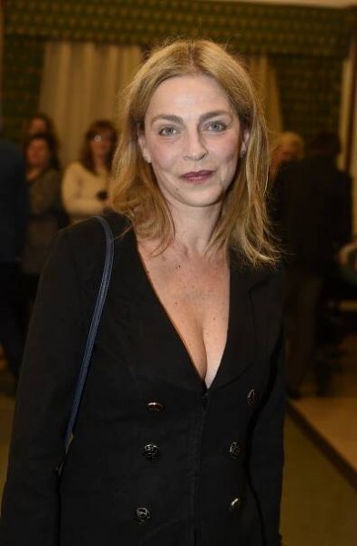 Lucie Zedníčková bez dozoru partnera: Na premiéře filmu předvedla pořádně napěchovaný dekolt