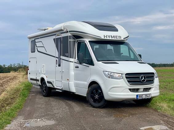 Hymer B600