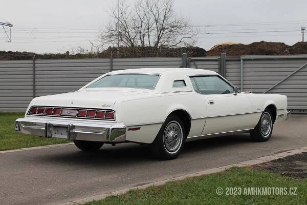 1974 Ford Thunderbird :: AMHK Motors