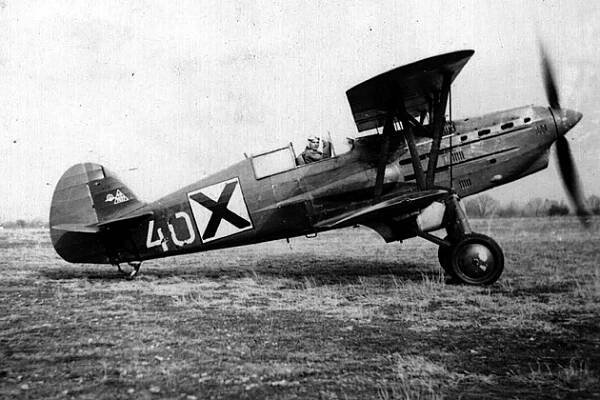 Avia B.534 byla zastaralá už v době Mnichova, ale bojovala ještě v roce 1944 - iDNES.cz