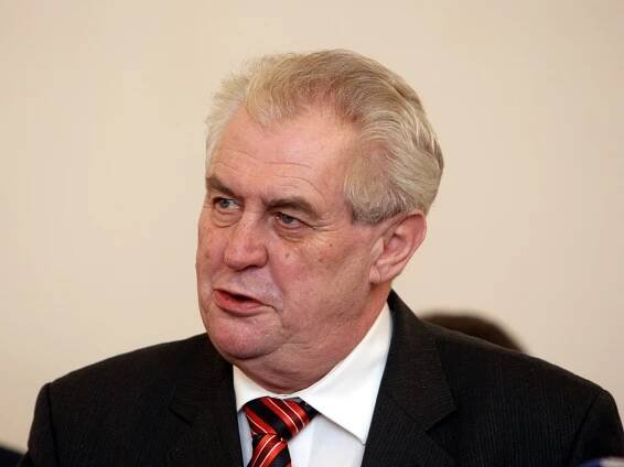 Tomková, Fenyk, Sládeček a Filip. Zeman navrhl v Brně ústavní soudce