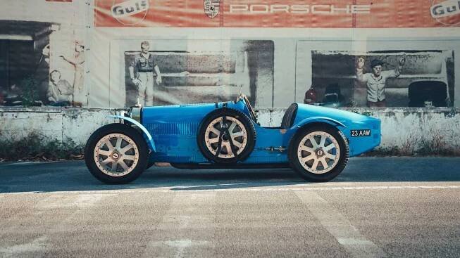 Bugatti ukázalo model Divo na tom nejlepším místě – Na Targa Florio. A společnost mu dělala legendární „pětatřicítka“