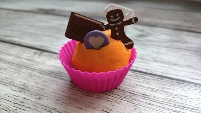 Zdobení Muffinů (různé varianty, i samotné dekorace)