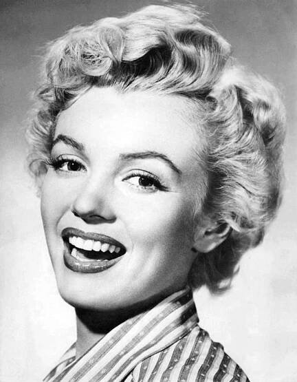 Soubor:Marilyn Monroe 1952.jpg