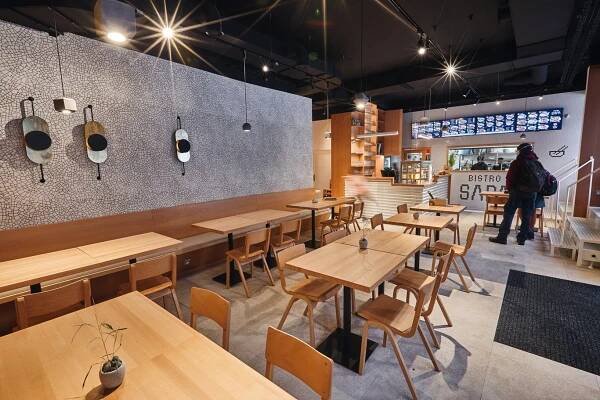 Sapa bistro - rekonstrukce interiéru — 1KU1 Stavba