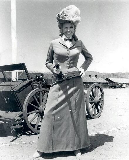 Honor Blackman - Wikipedia