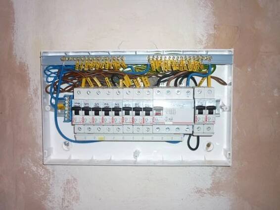 Petr Tomek - elektroinstalace foto 4