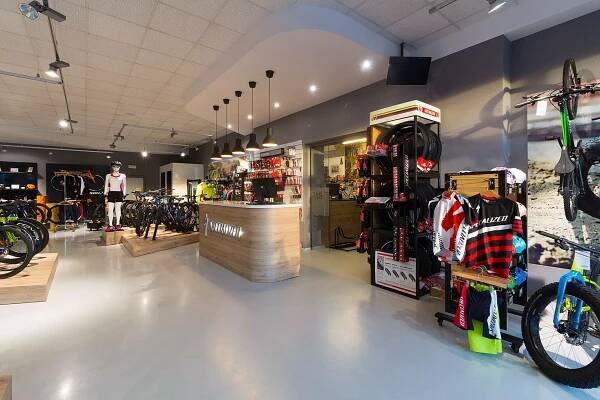 SPECIALIZED Concept Store České Budějovice | CZECH DECO TEAM