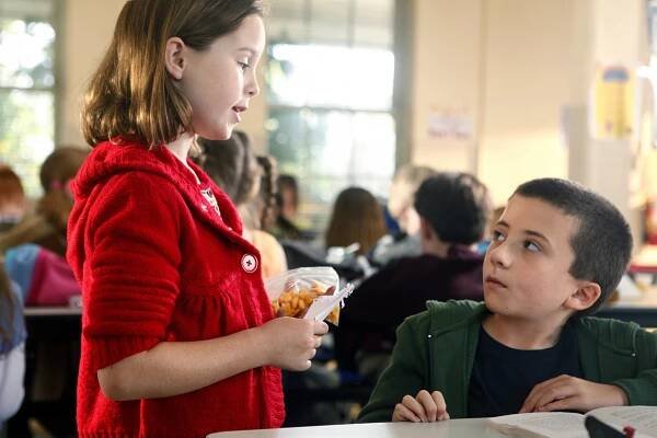 Průměrňákovi - Výlet - Z filmu - Alexandra Gold Jourden, Atticus Shaffer