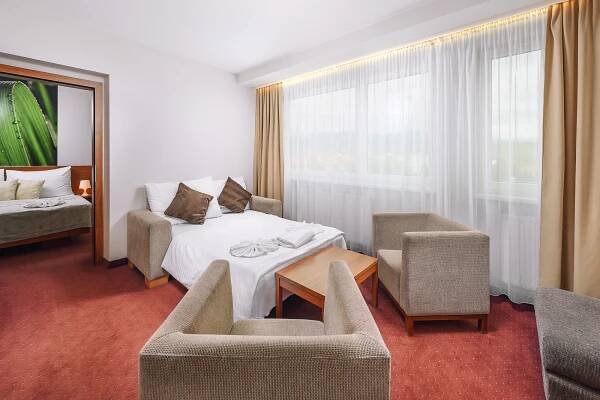 Hotel Janosik - NEJLEPŠÍ CENY ubytování ve městě Liptovský Mikuláš