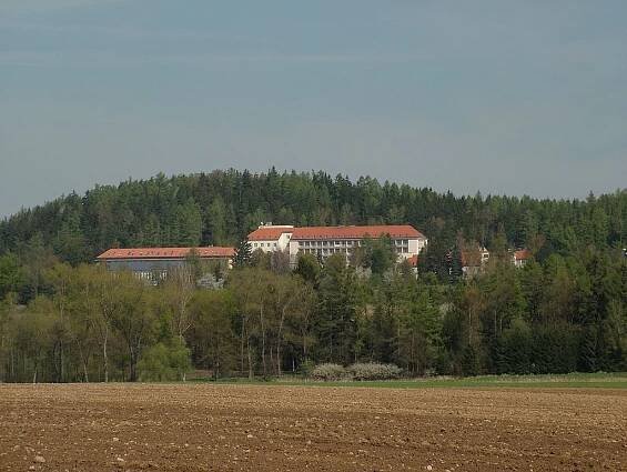 Kladruby (okres Benešov) – Wikipedie