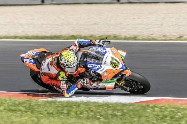 Mistrovství světa superbiků objektivem znalce mosteckého okruhu! – Český Motorsport