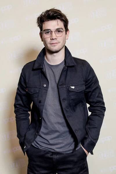 KJ Apa - Actor