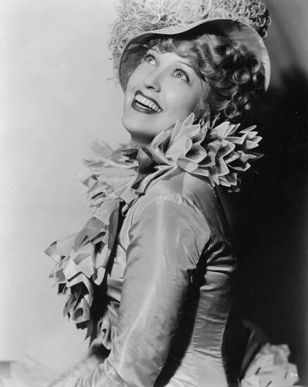 Veselá vdova - Promo - Jeanette MacDonald