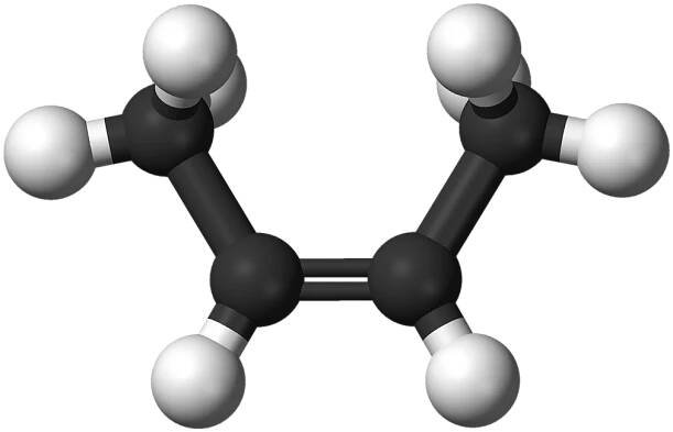 Soubor:Cis-but-2-ene-3D-balls.png – Wikipedie