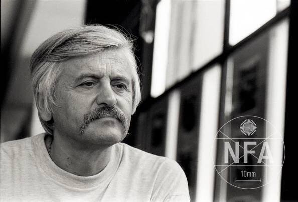 © Miloš Fikejz (1998)