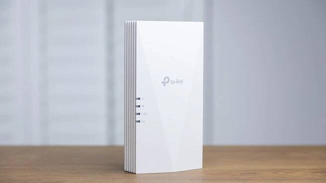 TP-Link RE700X: Best high performance Wi-Fi 6 extender