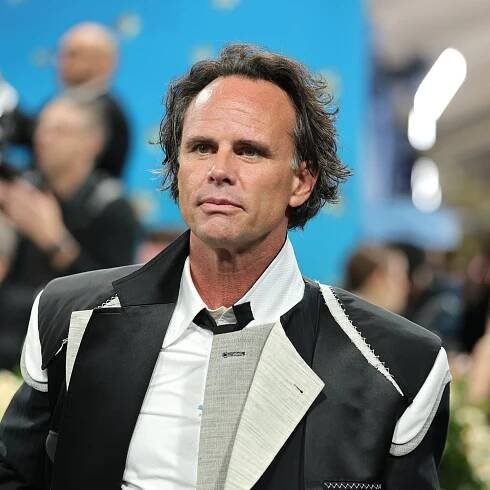 Walton Goggins thanks Pete Davidson for the ‘heads up’ about life in the public eye