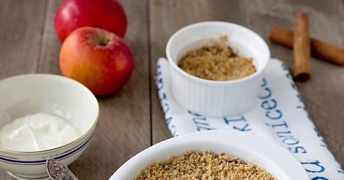 Jablečný krambl (crumble)